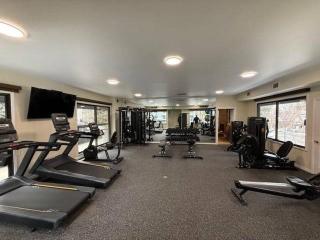 Chateau Eau Claire 9, Newly Renovated Condo with River Views, Hot Tub, Pool, Fitness Center Access - 7