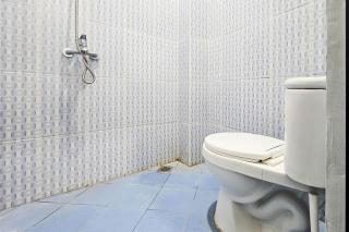 RedDoorz Syariah near Sukabumi City Station 2 - 0