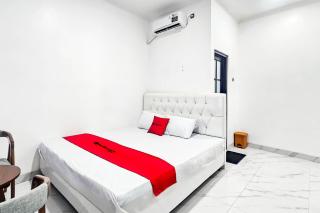 RedDoorz Syariah near Sukabumi City Station 2 - 8
