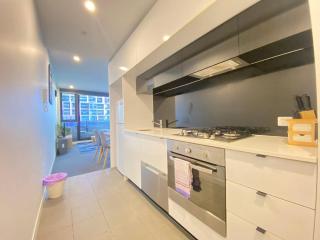 2711 A'Beckett St, Melbourne - 7