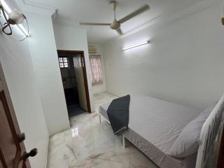 Garden vibe STAYcation Hillside - 7