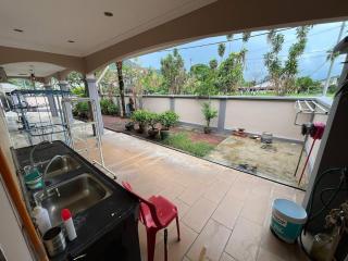 Garden vibe STAYcation Hillside - 1