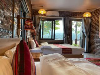 Nha Tan - Mai Chau Homestay & Tours - 9