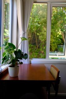 Private cozy new renovated bedroom, double glazed, 2 minutes to highway - 4