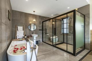 Zhangjiajie Lake View Hotel-Free airport pick-up - 6