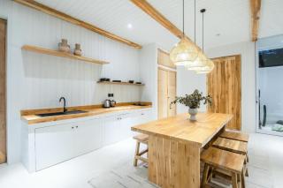 Lush 2BR Villa, 2min to Bingin's Beach Haven - 4