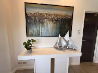 23 Coastline 3-Level Luxe Home Theatre &Pool House - 6