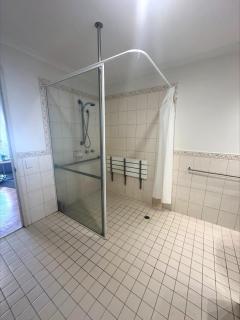 408 Abundant Abode CBD 1BR Best Location & Balcony - 3