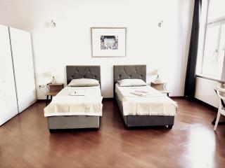 Apartment Illyria, with a large terrace - Zagreb, Downtown - 8