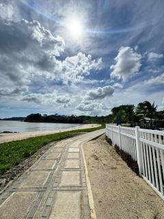 Playa Dorada - Casa con Vista al Mar - 5