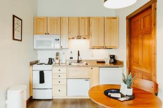 Mt Cleveland at Switchback Suites - 5