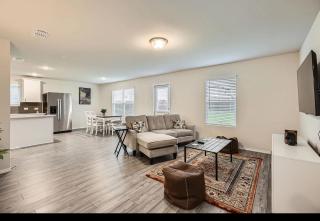 Modern Retreat with Private Office - 6