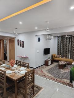 Gulposh homestay -Modern rooms cozy ambience 3 bedroom appartment - 7