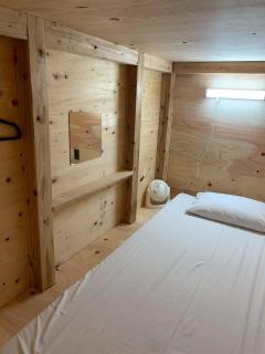 Southern Gate HIVE - 2