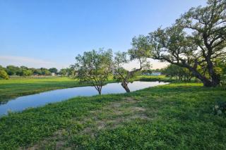 Cherry Creek Cottages Peaceful Farm Stay Pets Welcome - 8