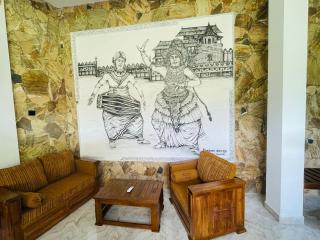 Wood Palace Ella - 2