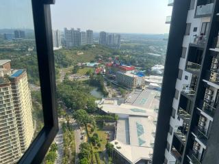 D pristine Two minutes to Legoland - 8