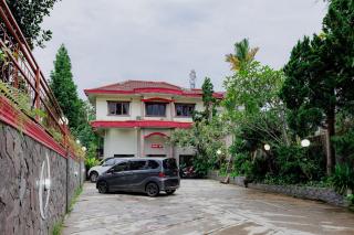 RedDoorz at Hotel Andalus Puncak - 5