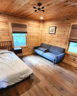 Modern Mountaintop Log Home with Amazing Views! - 5