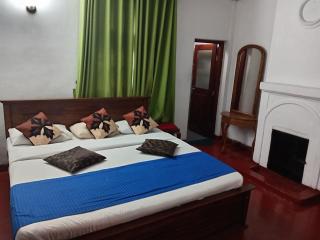 Lady Maccllum's Stone Bungalow Nuwareliya Sri Lanka - 3