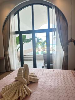 TC villa on beach - 3