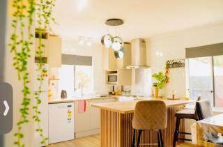 Bounty Family Retreat - Close to CBD and Airport - 7