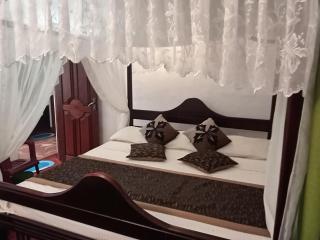 Lady Maccllum's Stone Bungalow Nuwareliya Sri Lanka - 4