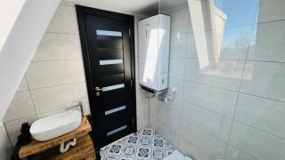 IezerVenture Cabins - Pattaya - 6