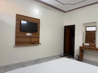 Hotel Holy Ganga - 6