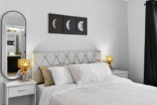 peaceful modern home 3bedroom space sleeps 6 - 4