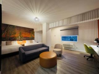 Quality Inn & Suites Thunder Bay Downtown - 2