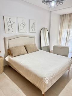 Beautiful Modern 2BR with Living Room - 1