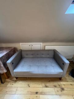 Spacious and Modern En-suit - 5