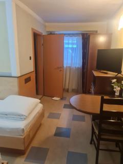 2 rooms Flat - new refurbished - best view - best location - 2