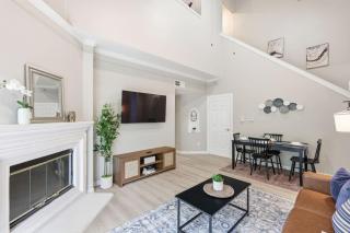 Chick modern Haven Elegant stay with modern views - 8