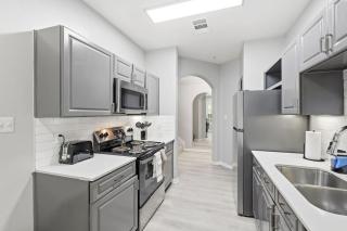 Chick modern Haven Elegant stay with modern views - 4