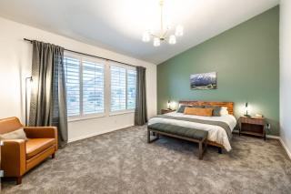Spacious Retreat - Game Room, Theatre, Sauna, BBQ - 3