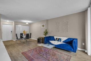 Stylish 2BR in Norht Miami with Free Parking - 5