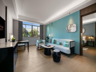 Guangzhou Dong Fang Hotel - 7