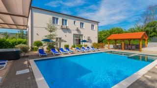 Villa Elena - Makarska by Villas Guide - 0