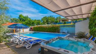 Villa Elena - Makarska by Villas Guide - 9