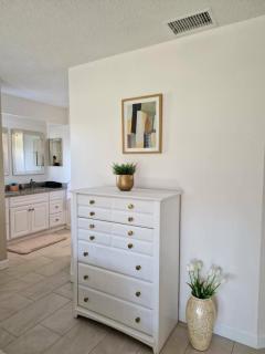 LUX VILLAs on beautiful Palmer Ranch - 5