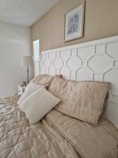 LUX VILLAs on beautiful Palmer Ranch - 3