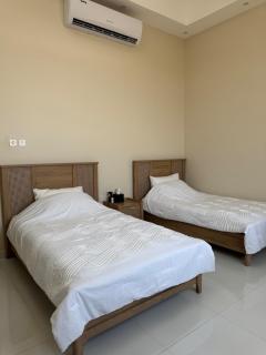 The Moonridge Retreat - 6