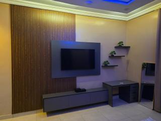 Achimota Luxe Haven Luxury 3BR All Ensuite - 3