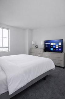 Spacious 2 Bedroom 2 Bathroom Unit Great Location - 5