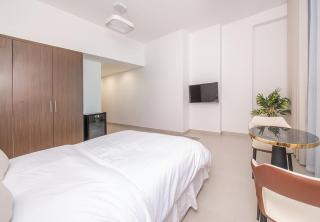 Stunning Beachfront Studio in Blue Bay Walk - 7