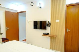 Luxury room in Guruvayur Samudhra Apartments - 3