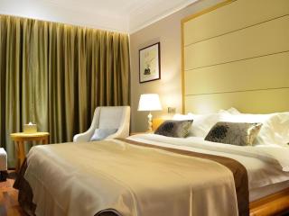 San Jiang Grand Hotel - 8