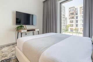 Frank Porter - Summer at Creek Beach - 6